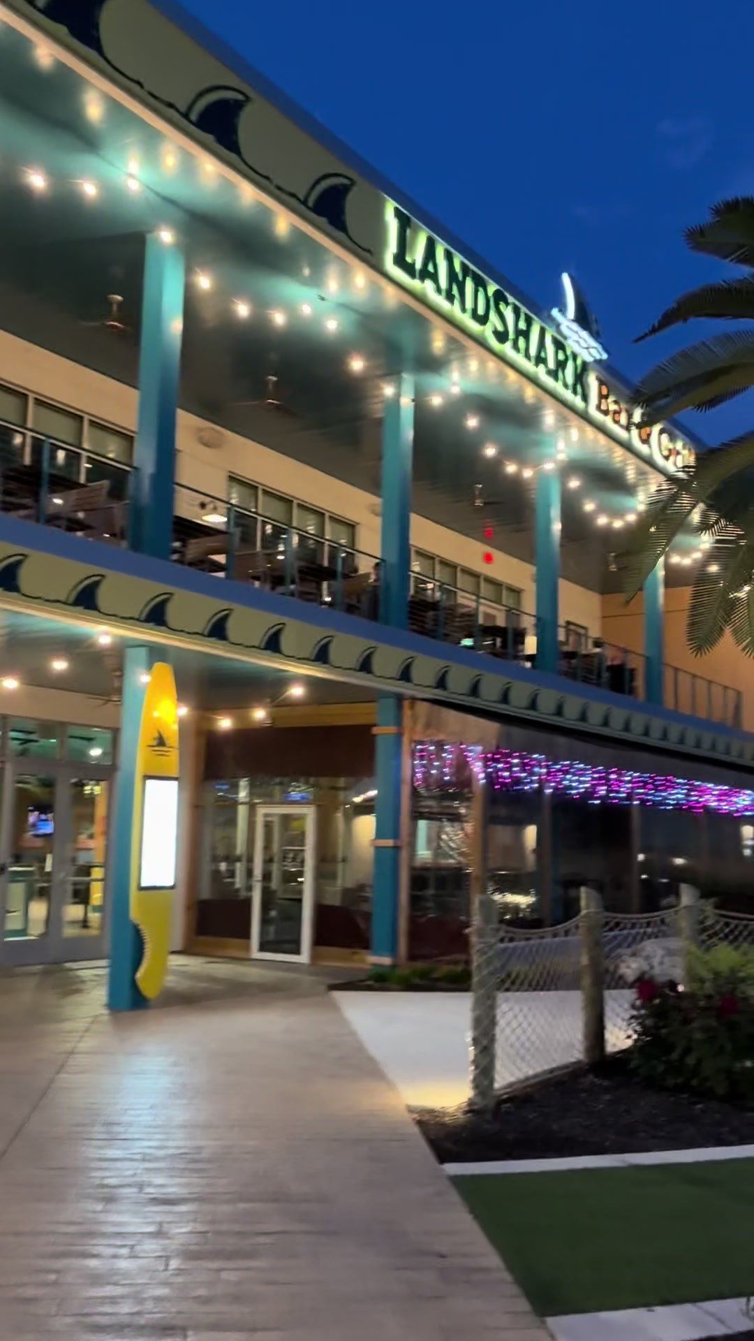 Sample video for @LandShark Bar & Grill and Margaritaville Resort in Kansas City, Kansas! This is one of my favorite...