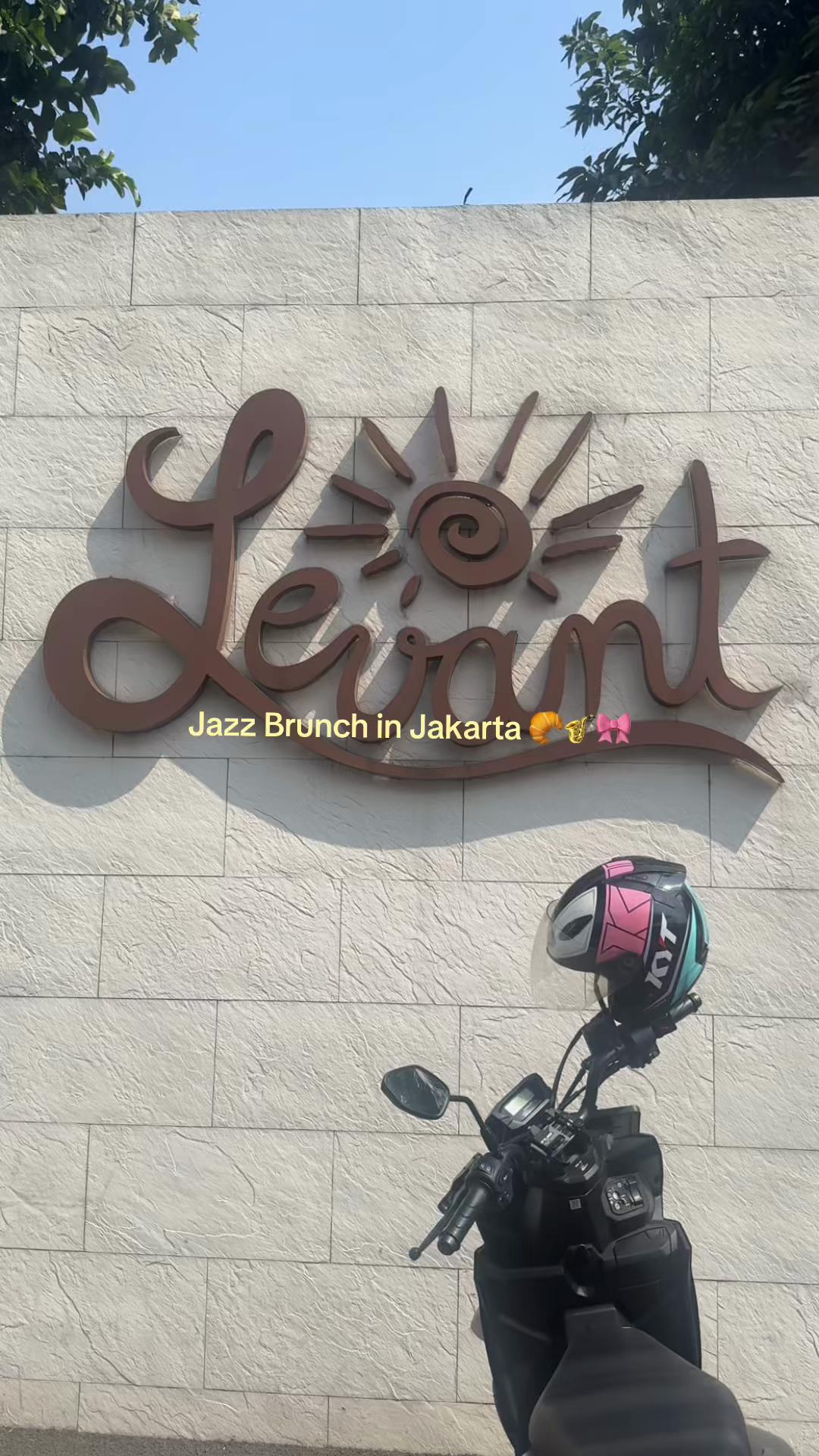 French flavors, coversations, live jazz, and the kind of brunch that makes time slow down. Some moments are meant to...