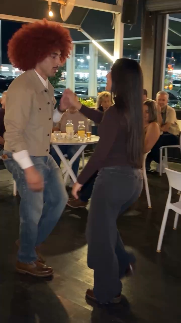 Bailando bachata