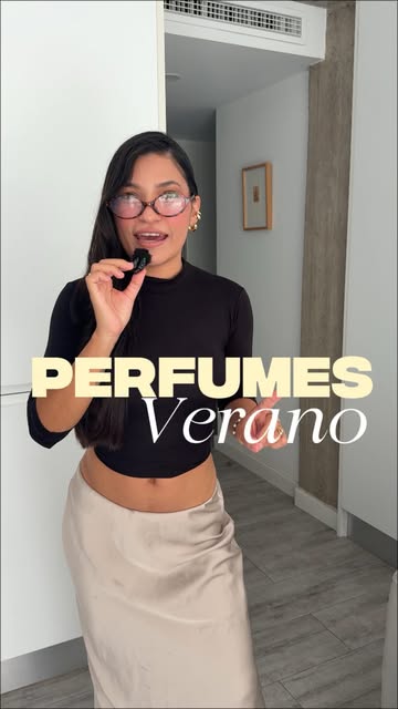 🌞 Perfumes perfectos para el verano 🌴✨ Frescos, ligeros y con ese toque que te hace oler increíble incluso en los d...