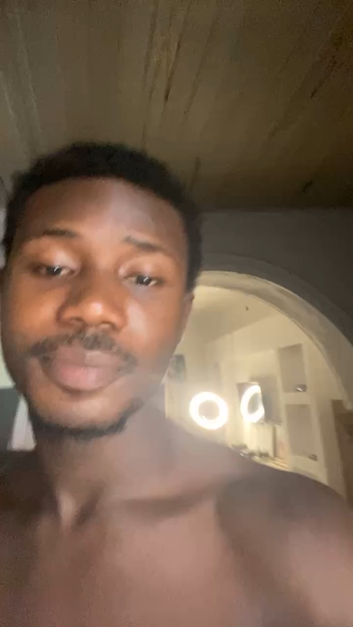 Random nonchalant singing