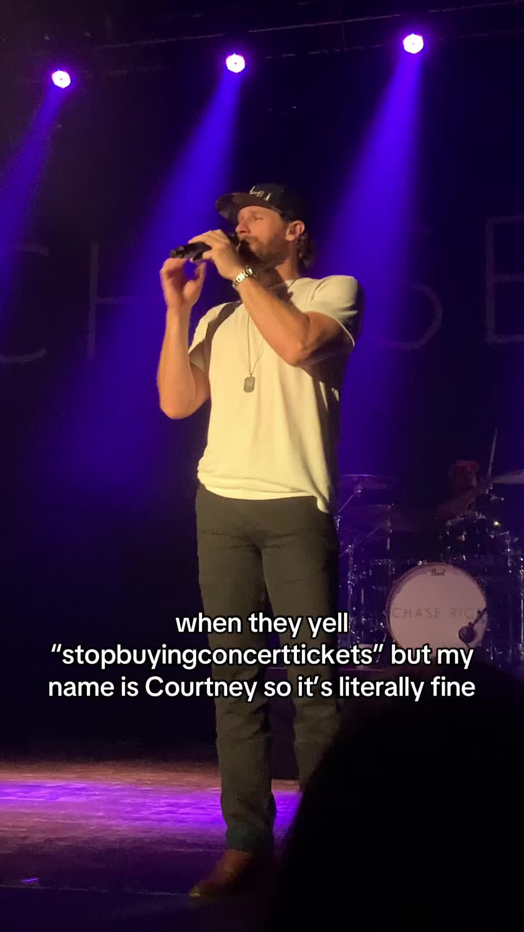 oops 🤷‍♀️ #concerts #livemusic #countryconcert