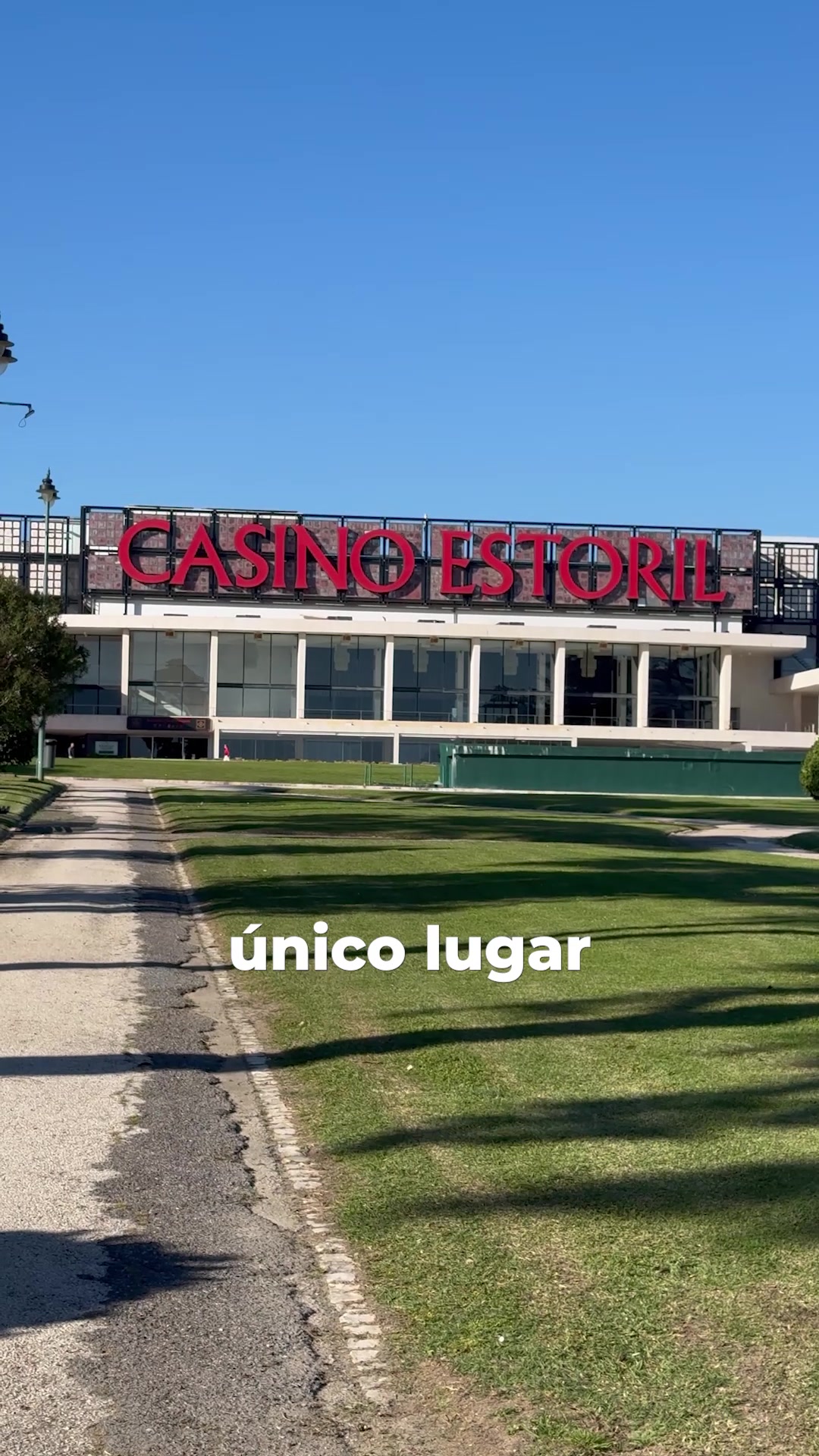 El casino donde Ian Fleming creó a James Bond. Y está en Portugal. 🎰 #JamesBond #IanFleming #CasinoEstoril #Portugal...