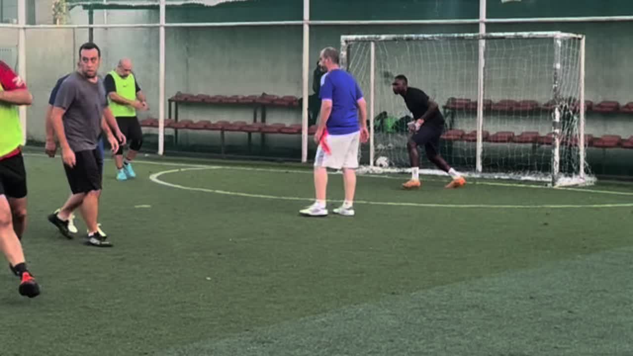 U want make I show myself 😂😂😂😂 #football #fyp