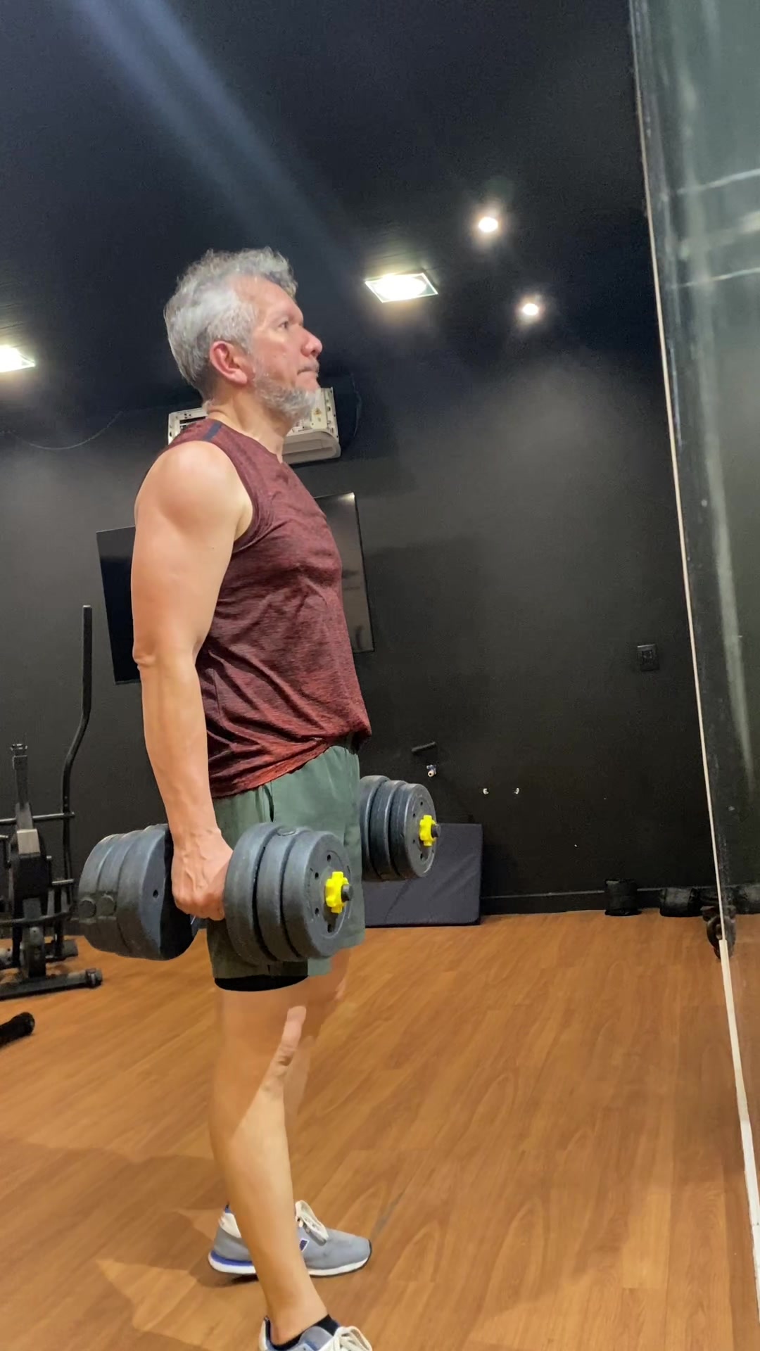 Depois dos 50, cada treino tem um significado diferente. 💪 Não é só estética. É força, disposição e vontade de conti...