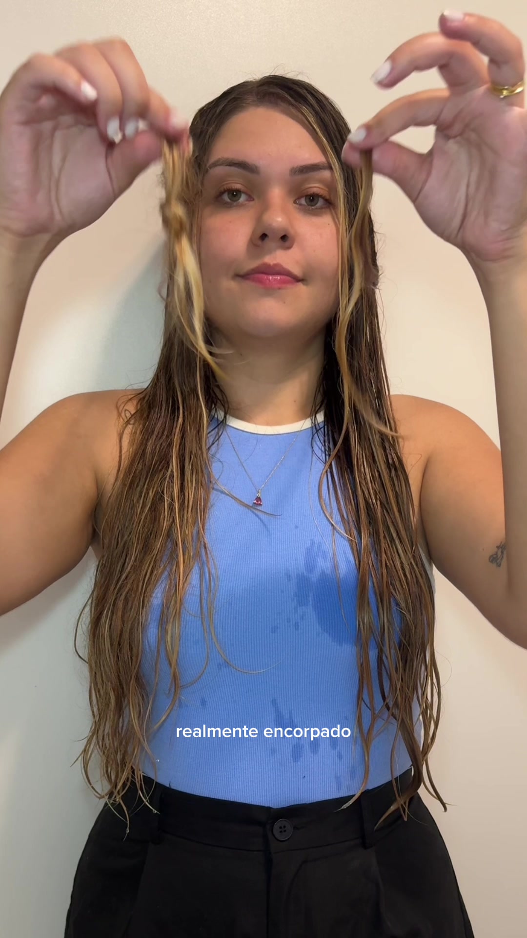 ✨ Cabelo mais encorpado, com aparência saudável! Testei o novo Elseve Colagen Ligter de L’Oréal Paris e o resultado é...