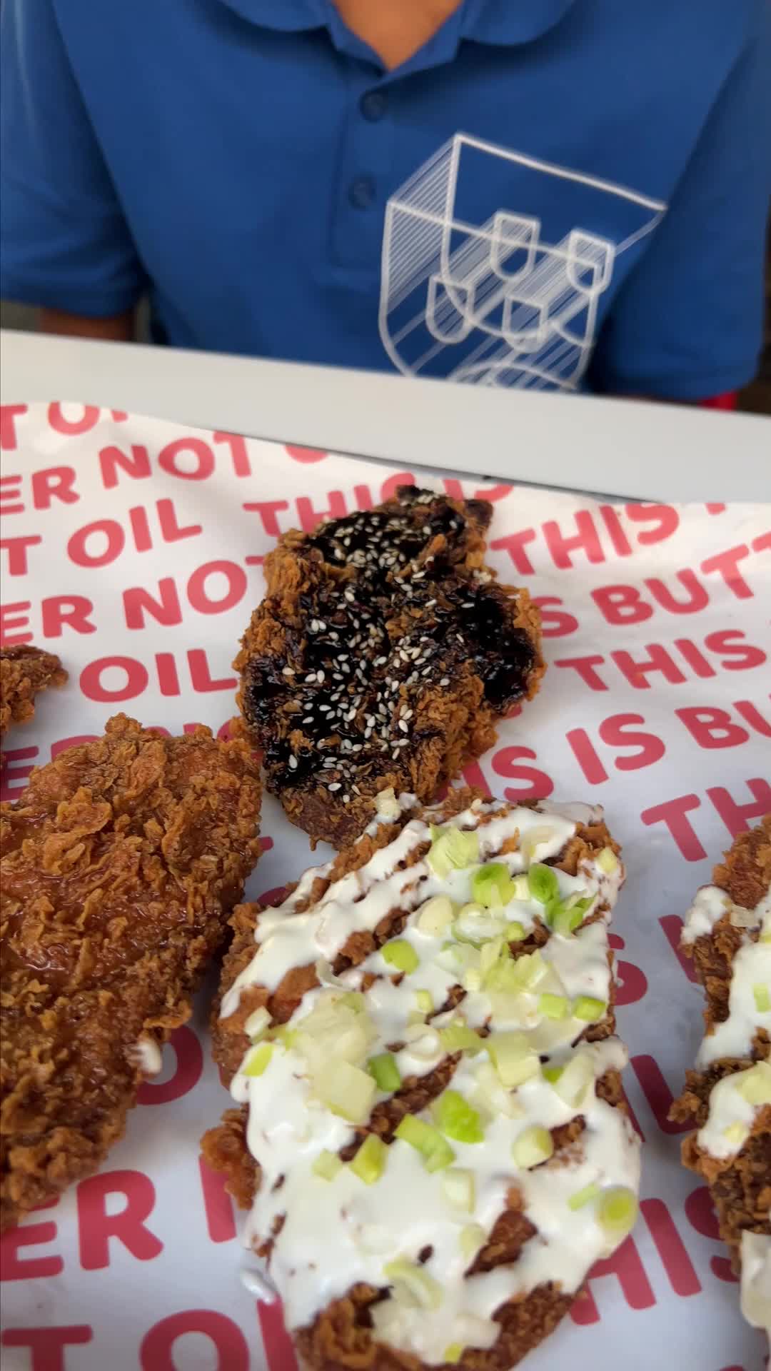 Best fried chicken 🐔 @kaksquad @Y.SHIRAZY 🏎️ editor/director/cameraman/produces #foodreview #fastfood #kaksquad #fo...