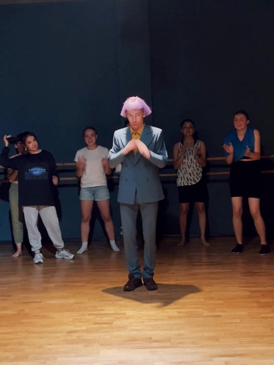 The guys from the academy were impressed. Hahaha #viral #academy #danc