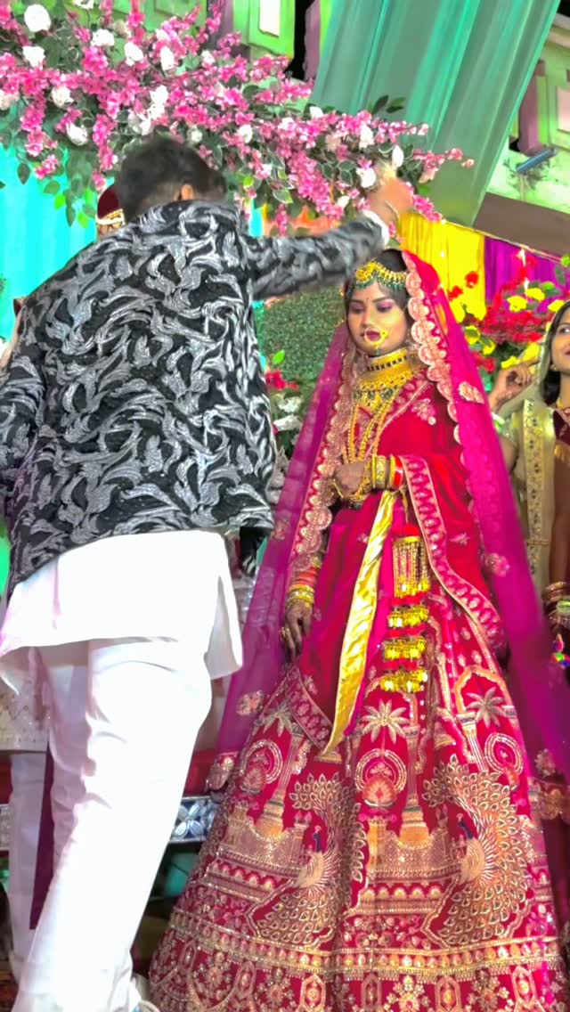 Bhaiya Aki Shaadi @its.vikram.132 #darbhanga #dancer #lipstick #shadowsense #senegencedistributor #mysenelook #lipsen...