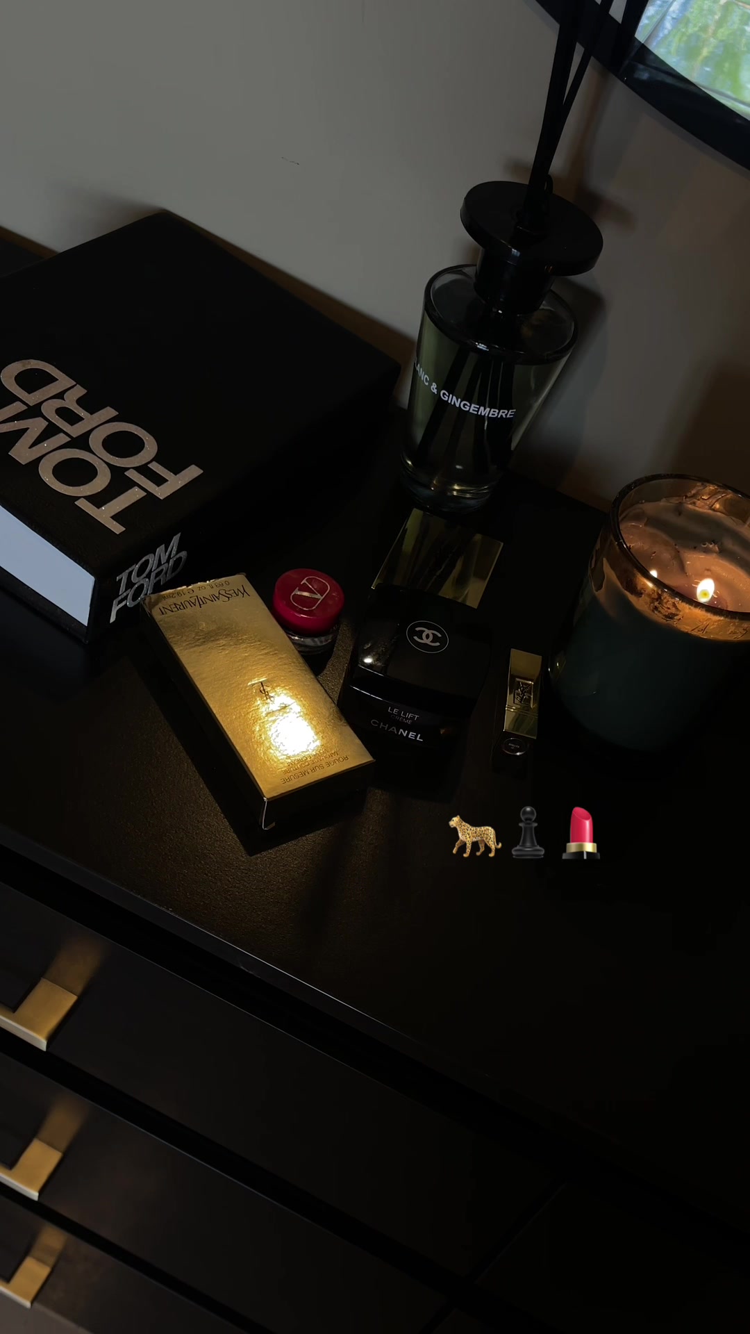 A moment. A mood. A ritual #LuxuryVibes #MakeupAesthetic #BeautyMood #ChicVanity #TomFordStyle #YSLBeauty #ChanelSkin...