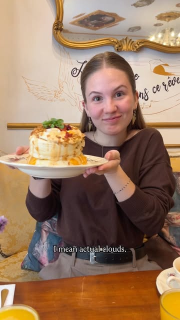 Si vous aimez les brunchs gourmands, cette adresse est faite pour vous. 🥞☕ Entre les fluffy pancakes, l’avocado toas...