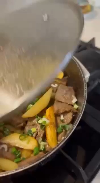 Cooking dinner 🍲