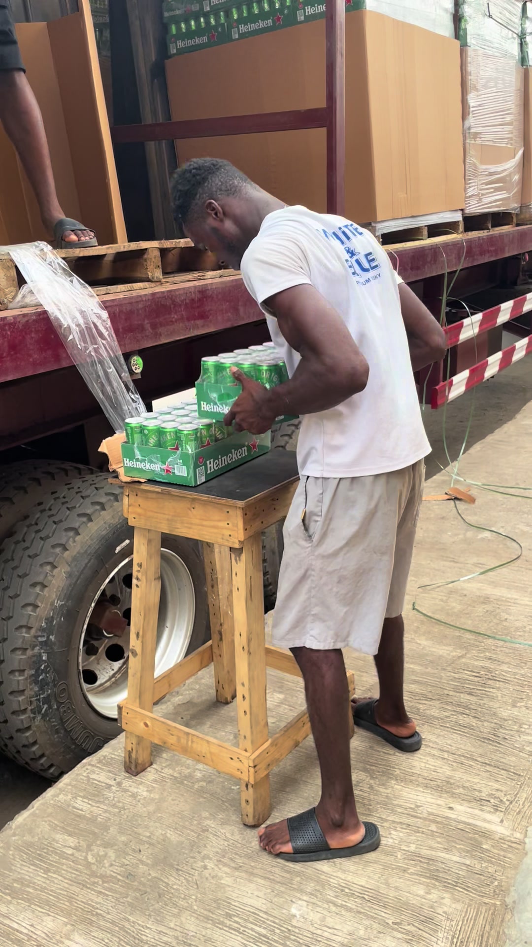 #stricker#fy #nigeria active on duty