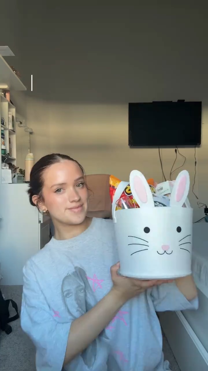 Make an Easter basket with me for my little!
