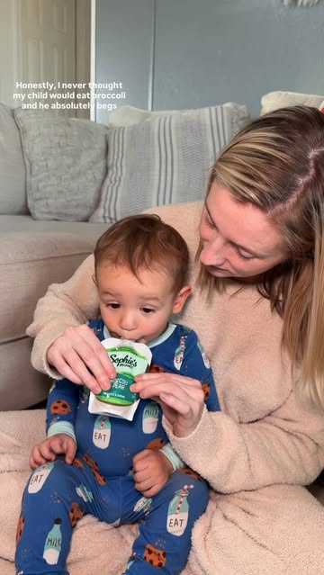 He is obessed with these by @sophies.organics #newmom #babynutrition #babypuree
