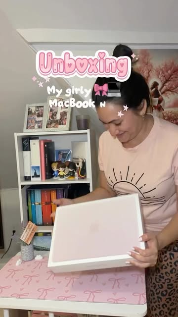 No sabía que la necesitaba tanto hasta que la compré 🥹💻🎀 #unboxing #macbookneo #apple