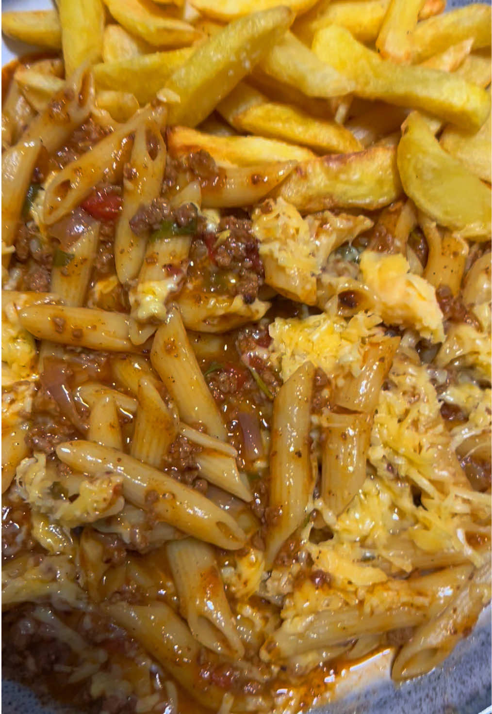 A quick and delicious penne bolognese 🍝😋#pasta #delicious #reciepe