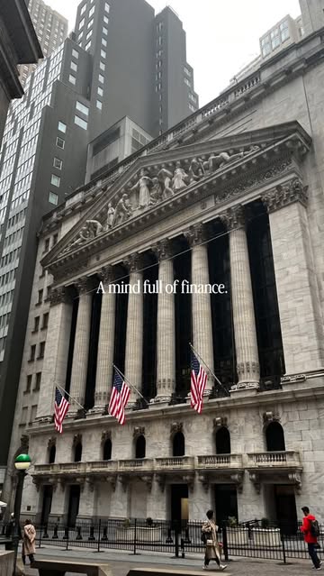 A mind full of class too. #fyp #finance