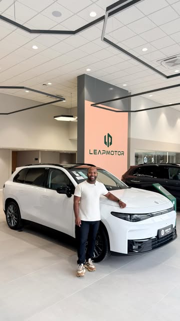 A Stellantis acaba de trazer a @leapmotorbrasil para o Brasil, e eu conheci de perto o Leapmotor C10, um modelo REEV...