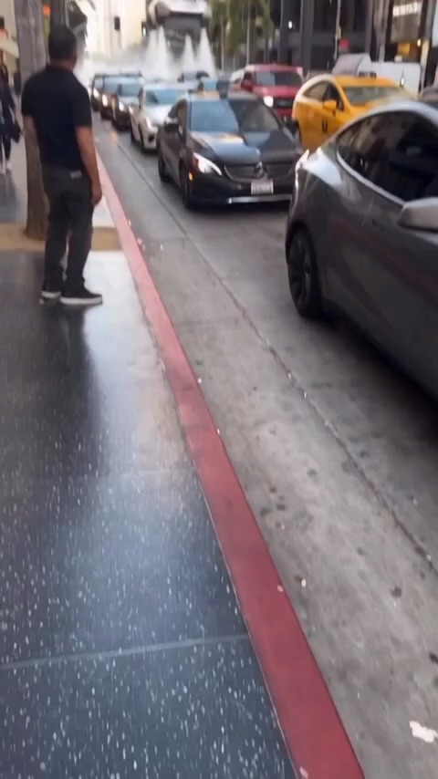 ¡ASÍ SE RESUELVE EL TAPÓN EN RD! 🇩🇴😂
