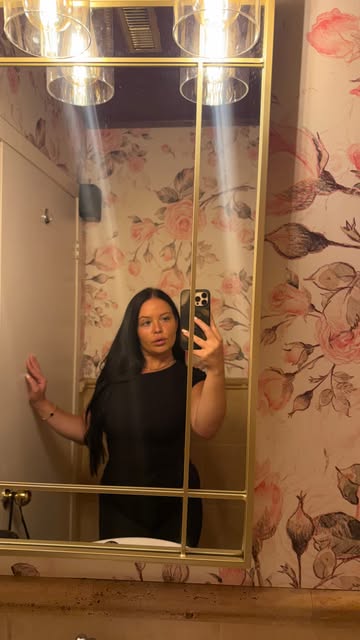 I’m so bored someone HELPPPP me… I can’t make this up 😭🤣 Comment “AI” below if you want access to the exact same to...