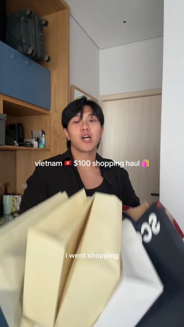 This is what $100 gets you in Ho Chi Minh City (Saigon), Vietnam 🇻🇳 I picked up 7 pieces for around $125 USD 💰 Vie...