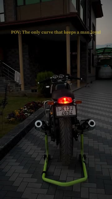 Bikes don’t ghost,they gear up…🏍️ . . . . . . #gt650 #royalenfield #royalenfieldindia #caferacers #fyp #viralvideos...