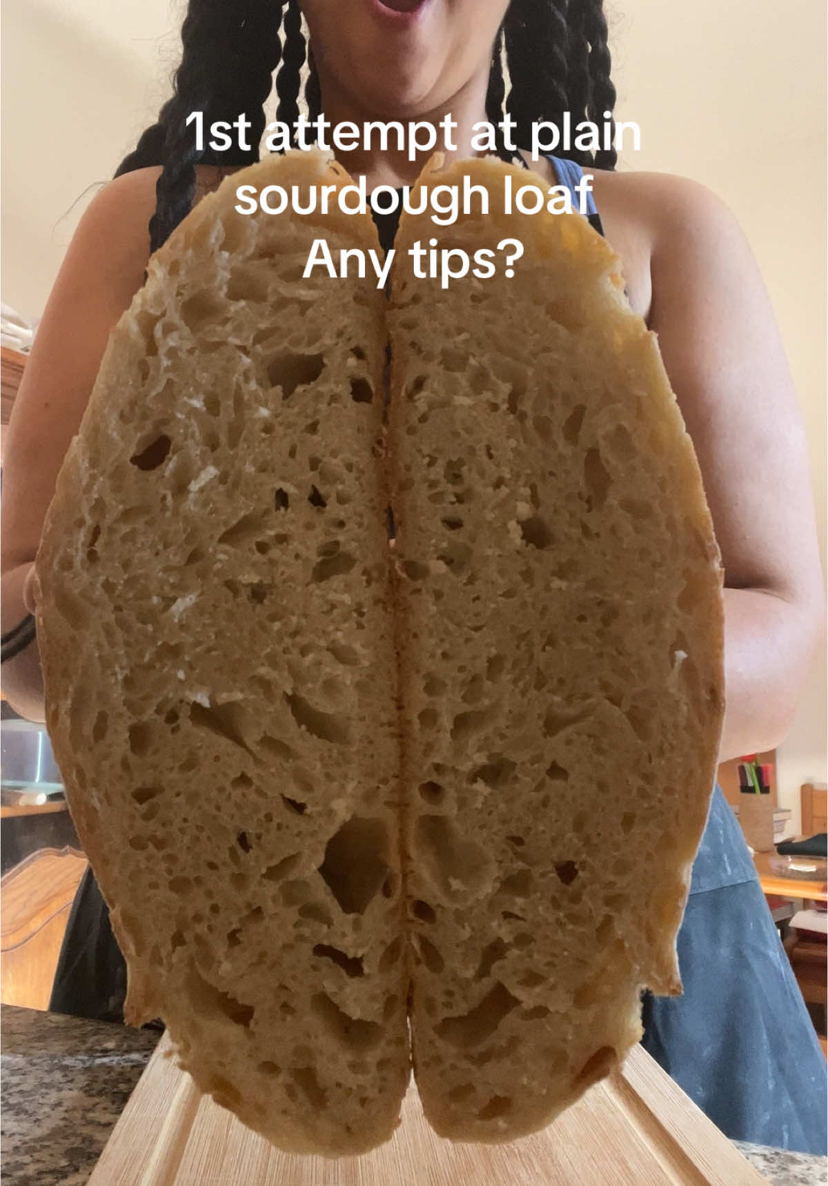 It’s a bit dense but why doesn’t it rise?? #sourdough #sourdoughbread #sourdoughtok