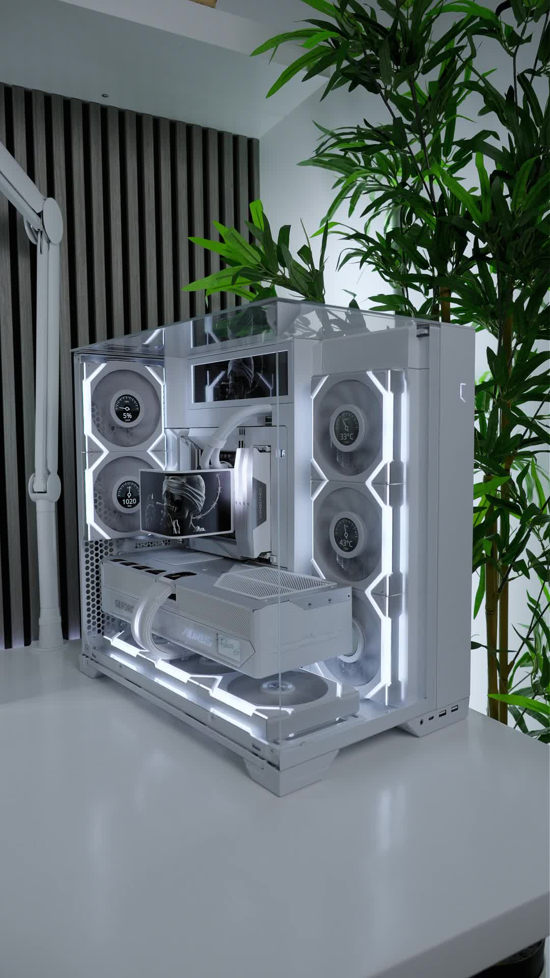White setup 🤍🤍 . . . . #gamer #pcgaming #gamingroom #fyp #desksetup