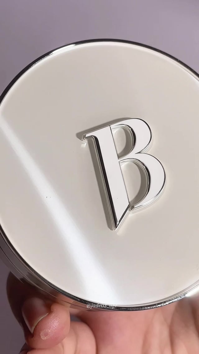 The Best Cushion That I Have Ever Tried!🤭💕 @Banila Co USA #banilaco #kpop #makeup #ugc #viral