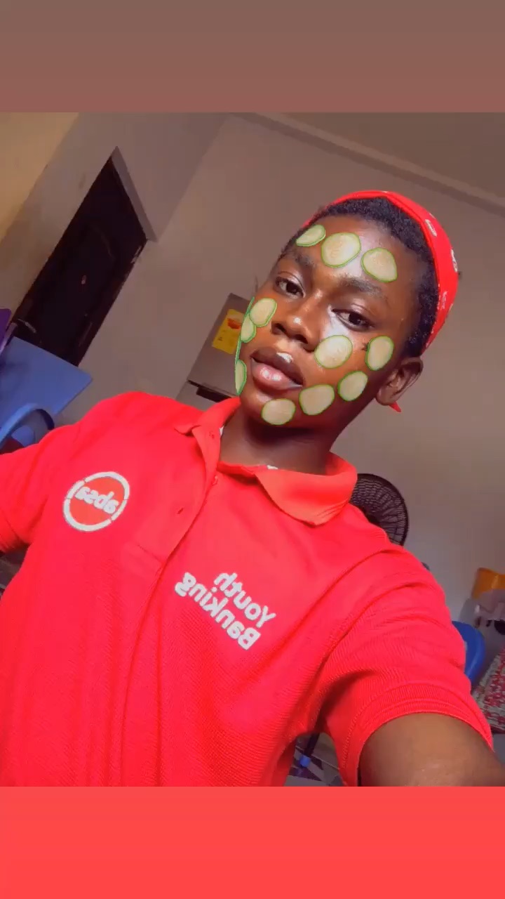 I used just a pen and Vaseline
