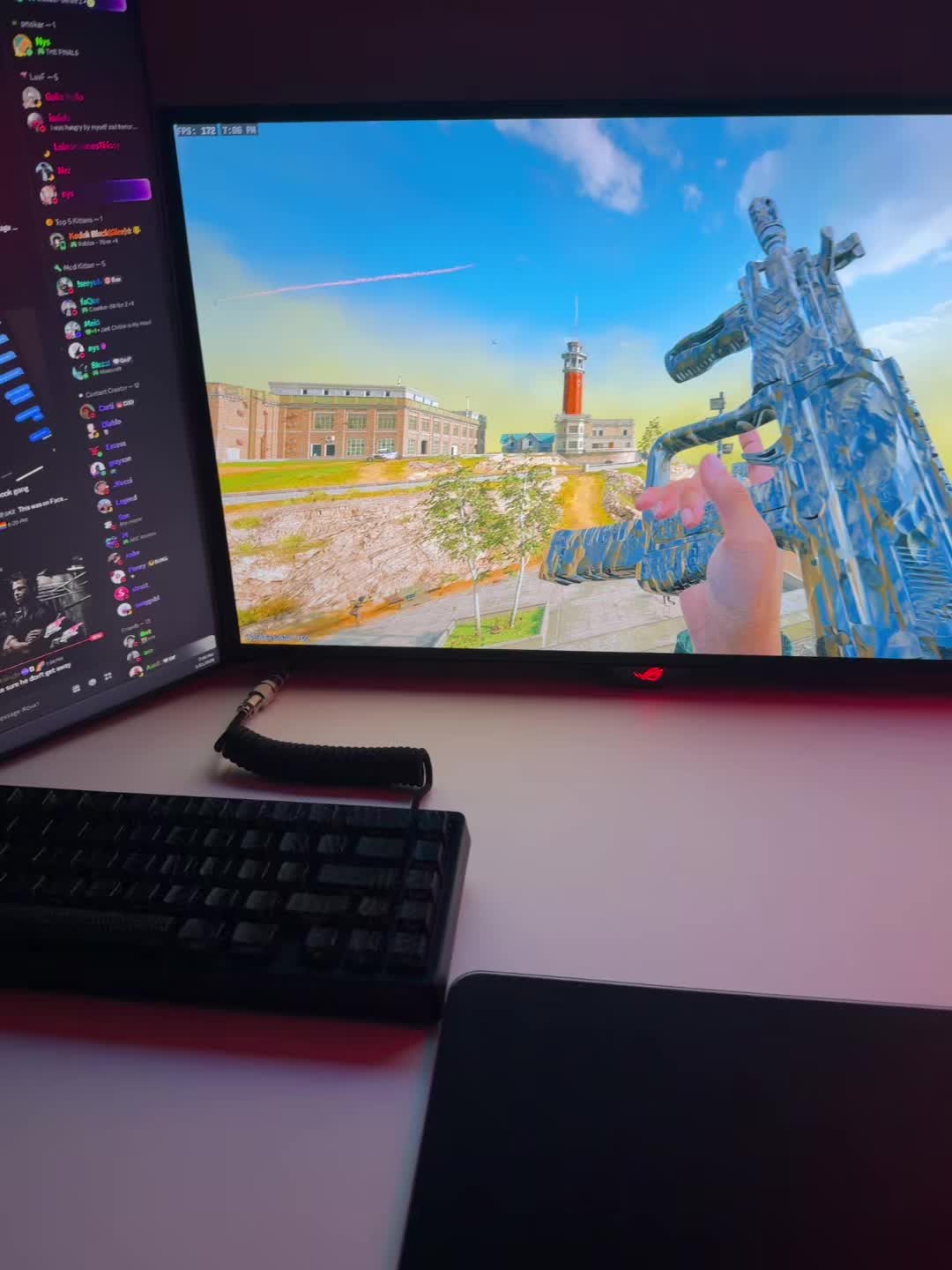 This is what performance looks like #pctech #callofdutywarzone #pcgaming #codwarzone #rtx5080