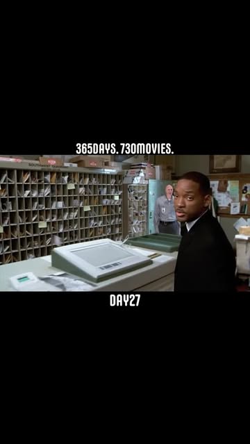🎬Movie: Men In Black 2 ⭐️IMDb RATING 6.2/10 🎭Comedy/Sci-fi ⌛️2002 Men in Black II (2002) is a sci-fi action comedy...