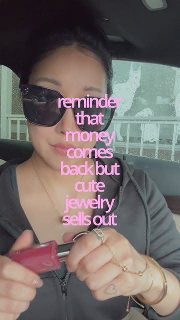 Obsessed with my new everyday jewelry from @evryjewels ✨💗 Waterproof, tarnish-free, and perfect for sensitive skin....
