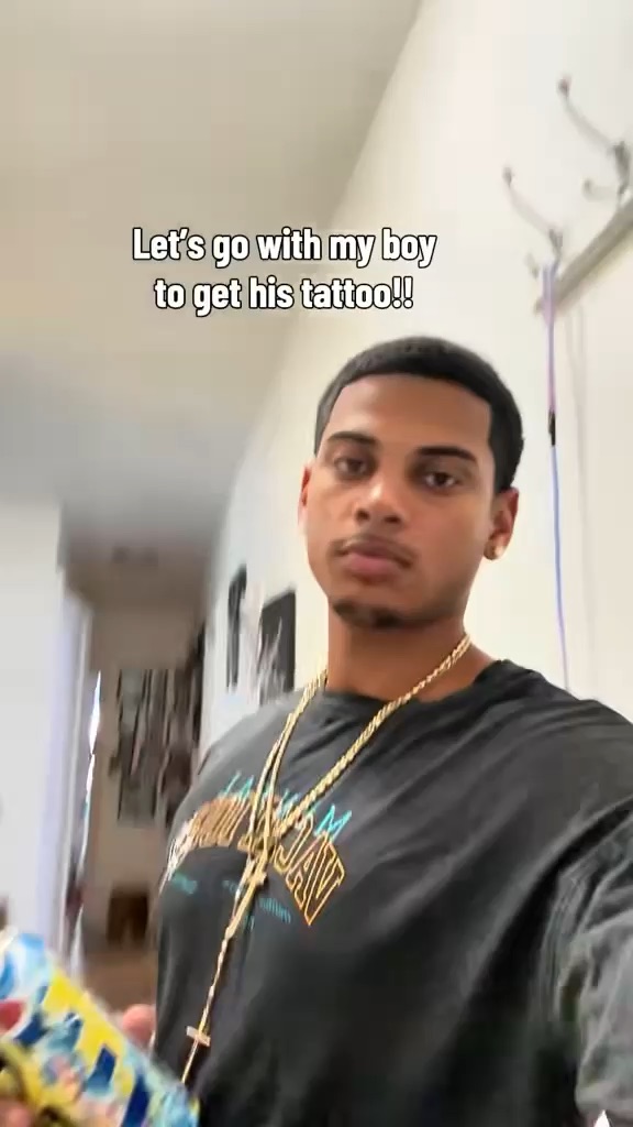Let’s go with my boy to get his tattoo
