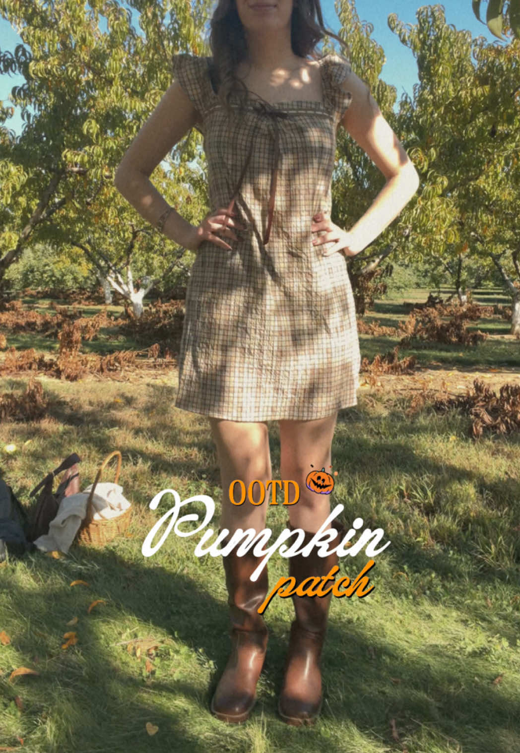 my fav season 🎃🥰🤎 #fall #fallootd #falldress #autumnaesthetic #autumnootd
