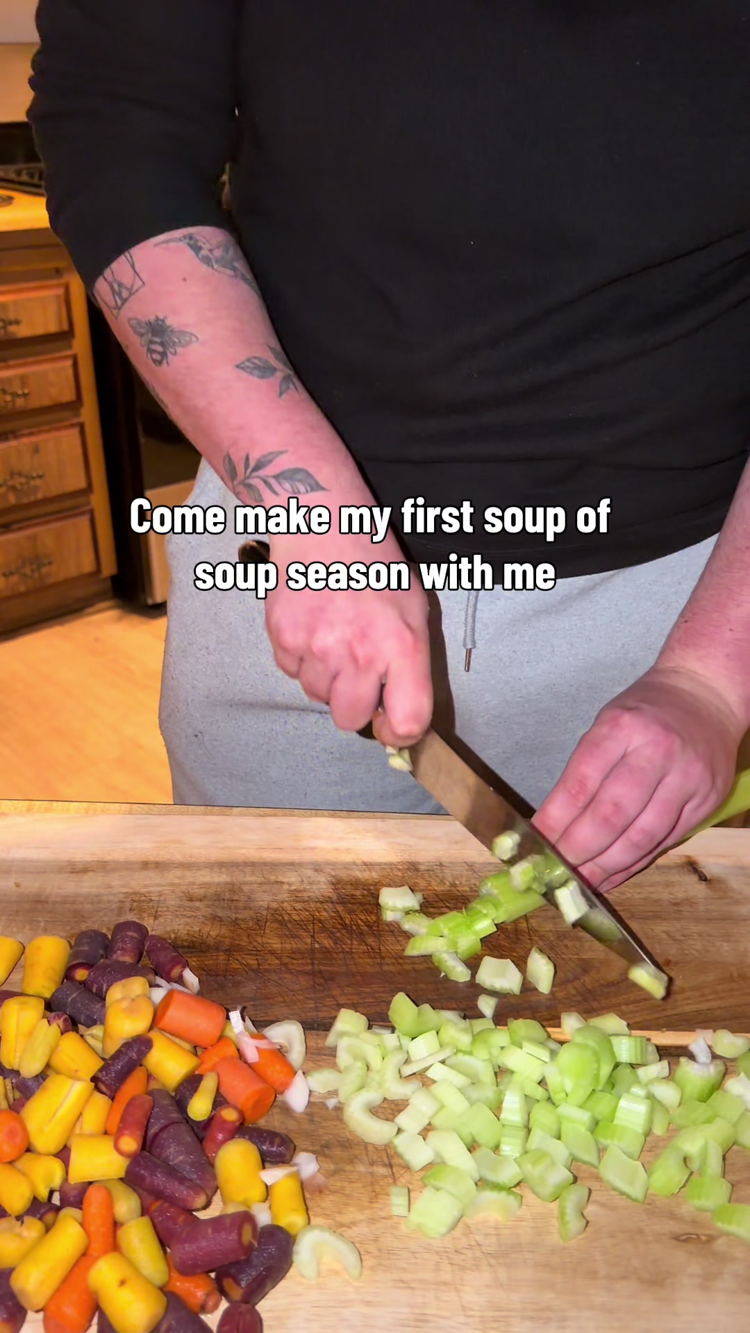Vegetable soup Recipeeeeeee - 1 whole onion - 1 bag of peeled carrots - 1 whole knob of garlic - 2 tbs better than bo...