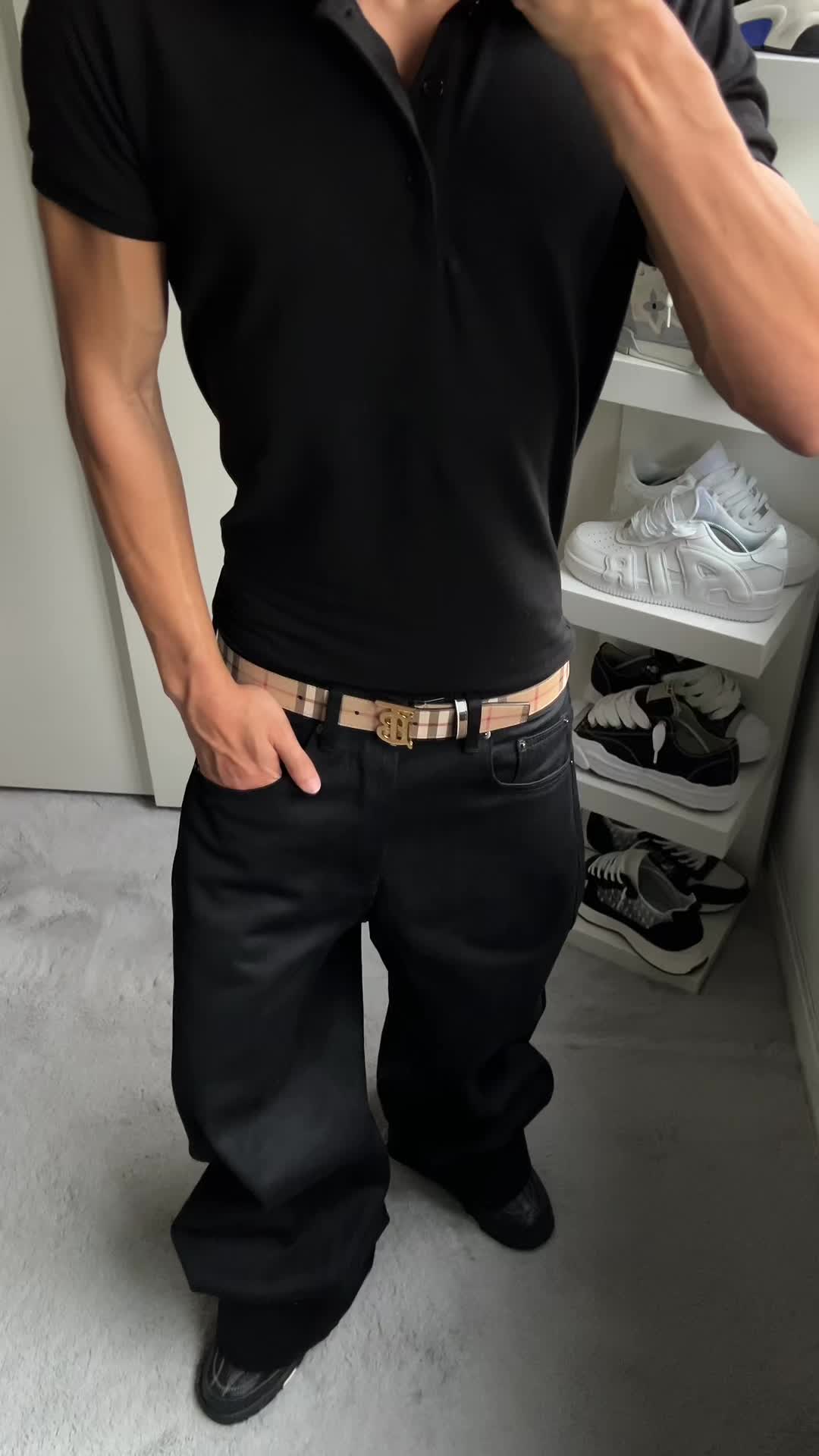 More elegant fit 😮‍💨✨#outfitinspo #fashion #menstyle #burberry #fyp