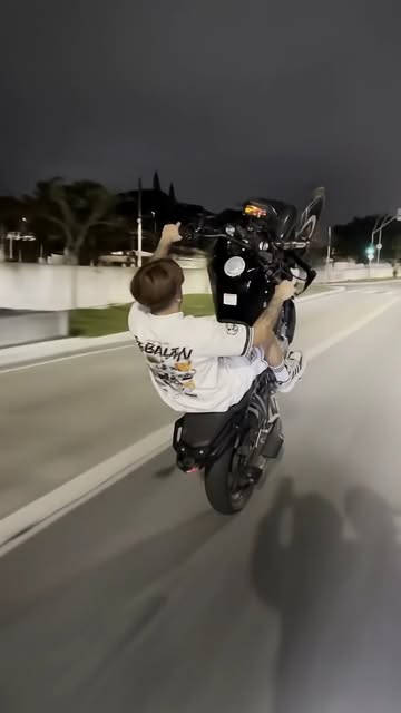 Let's race 🤪🏍️ #kaporya #capcut #fyppppppppppppppppppppppp #fypシ゚viralシfypシ゚viralシalシ #viralreels❤️