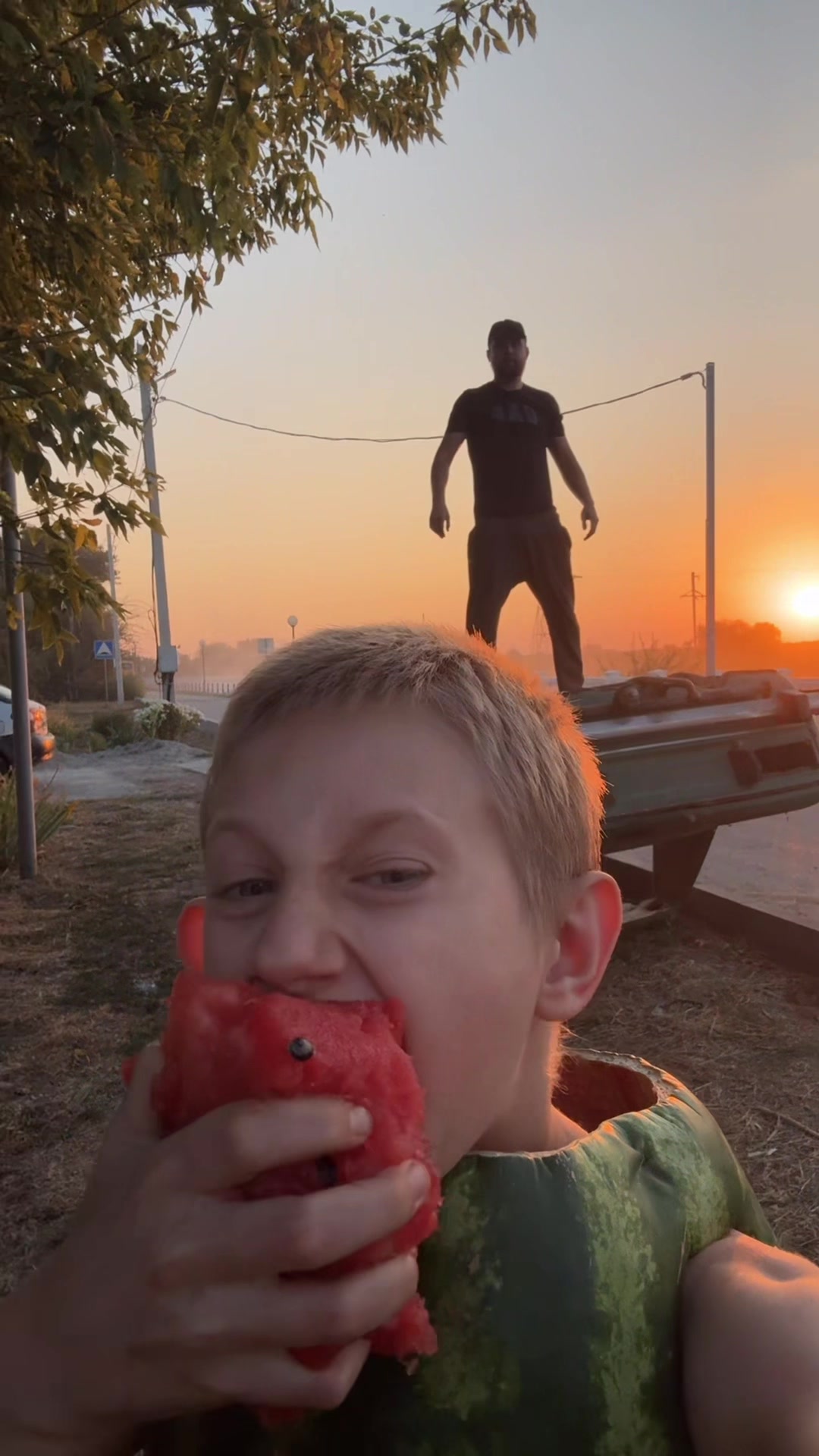Он просто кушает арбуз 🍉 | Тг - в шапке профиля ⚜️