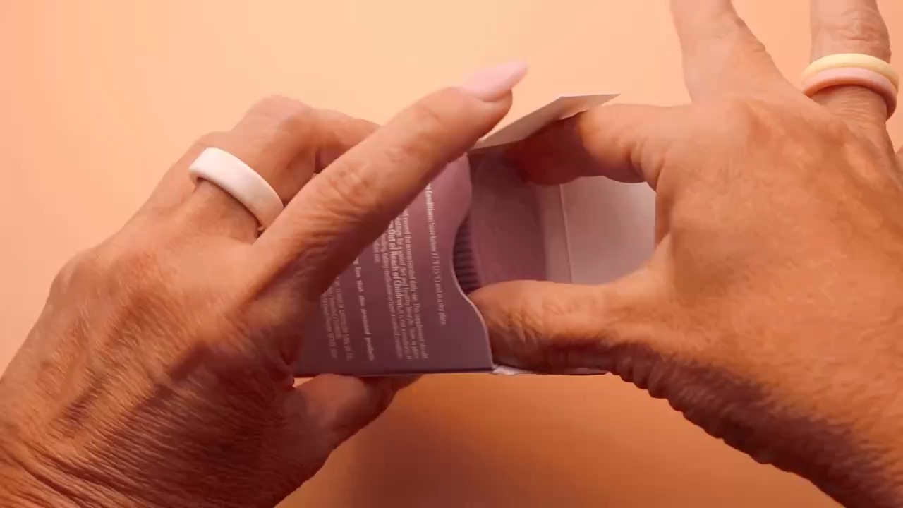 Creative Product Unboxing & Lifestyle UGC