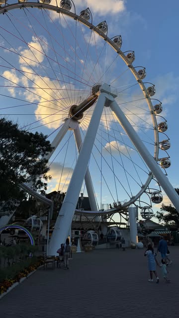 “Momentos incríveis em Gramado” ✈️🎡🪻⛲️💖 - montou nosso roteiro: @viviane.sonhodegramado 🎀💖 #moment #moments #for...