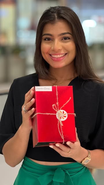 🎅✨ É AMANHÃ!!! O Papai Noel está chegando aqui no Praça e você não pode ficar de fora dessa! Traga toda a família e...