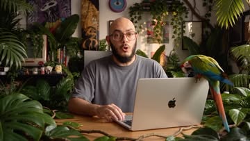 Escribir un prompt es fácil. Lo difícil es lograr que una idea tenga intención, ritmo, atmósfera y dirección. La IA p...