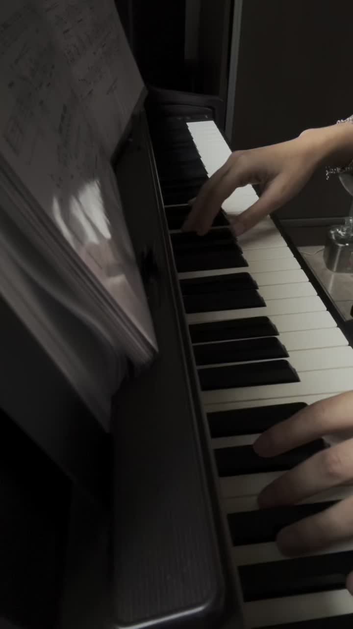 My first post. Be kind :) #shypianist #pianotok #pianomusic #facelessmusician #melancholymusic #softsounds #nofacejus...