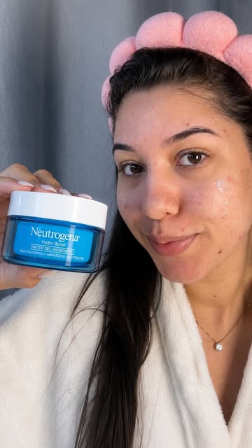 Minha rotina já tem camadas demais.. minha hidratação não precisa! 🎀 Hydro Boost: hidratação intensa com aquela text...