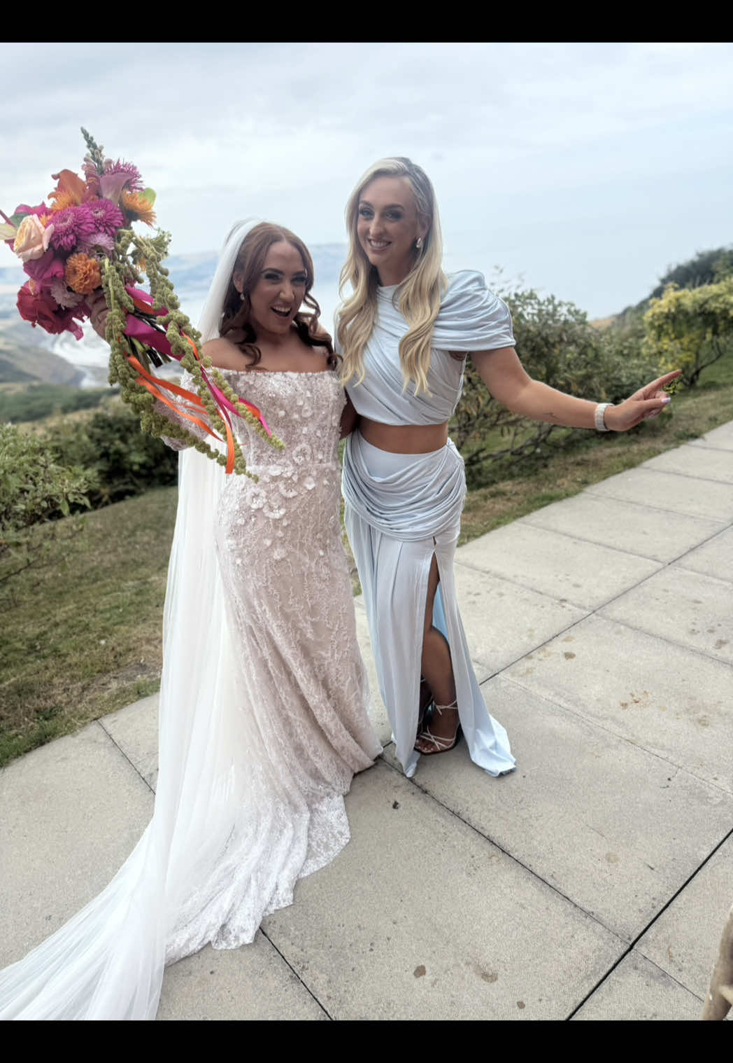 Besties Always 🩷🤍🩷🤍 #bestfriend #bride #somethingblue #teambride #wedding