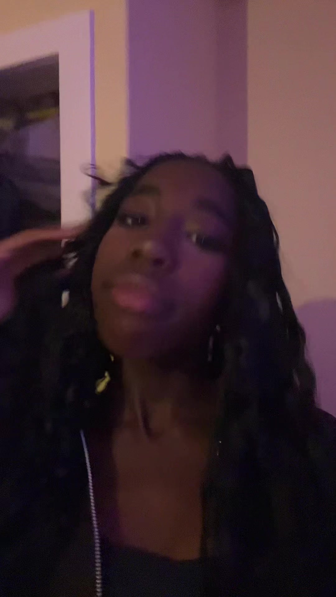 Why am I lowkey good at that :/ #fypppppppppppppp #goviral #backtoit #newhair #lighting