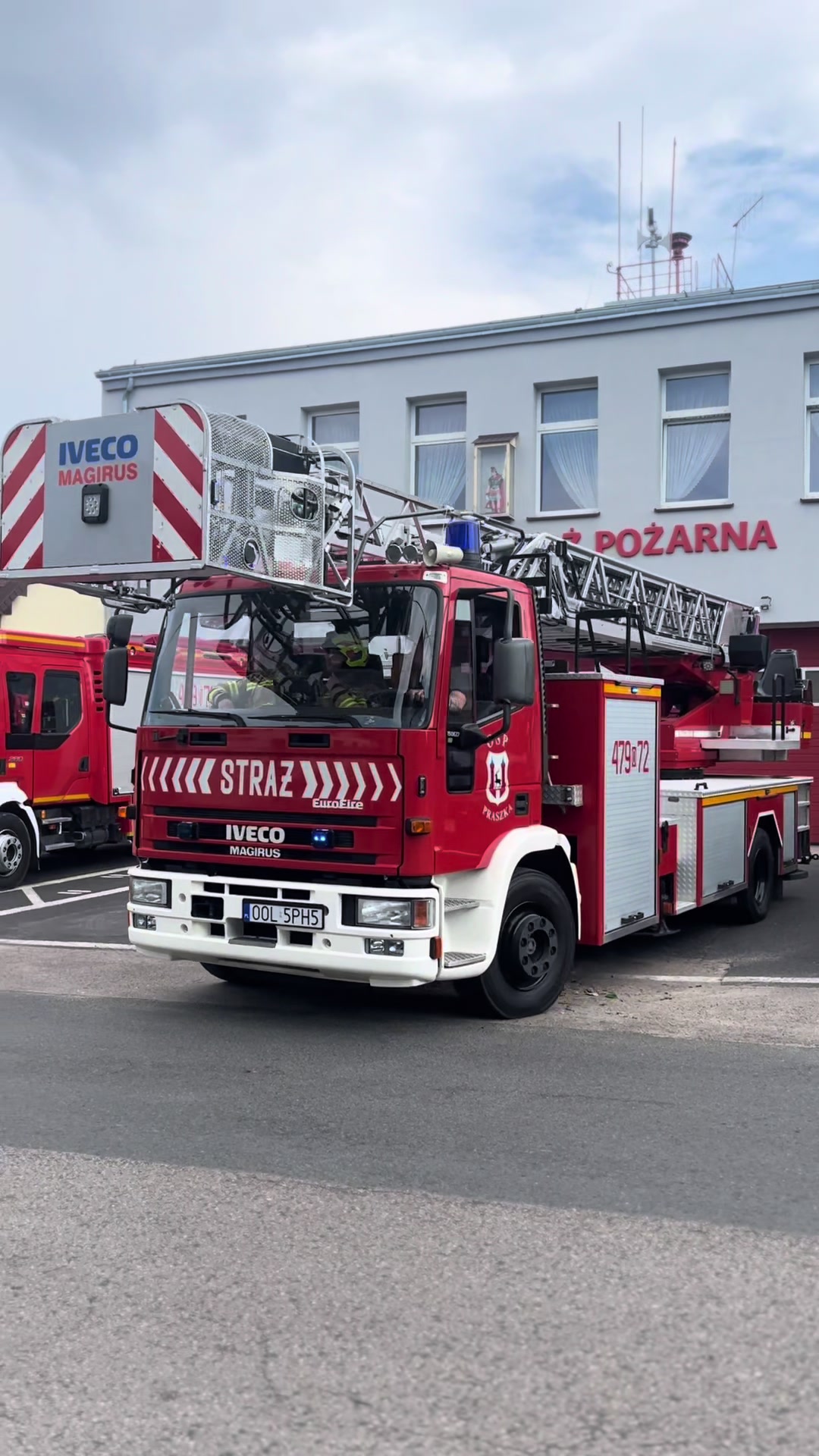 🚨Alarmowo🚨 Zerwany dach na zakładzie (479o70+479o72)@F.R Artur @Szymon @kaczmarekk @🔥⛑️Borówka998🚒❤️ @FR.Michał �...