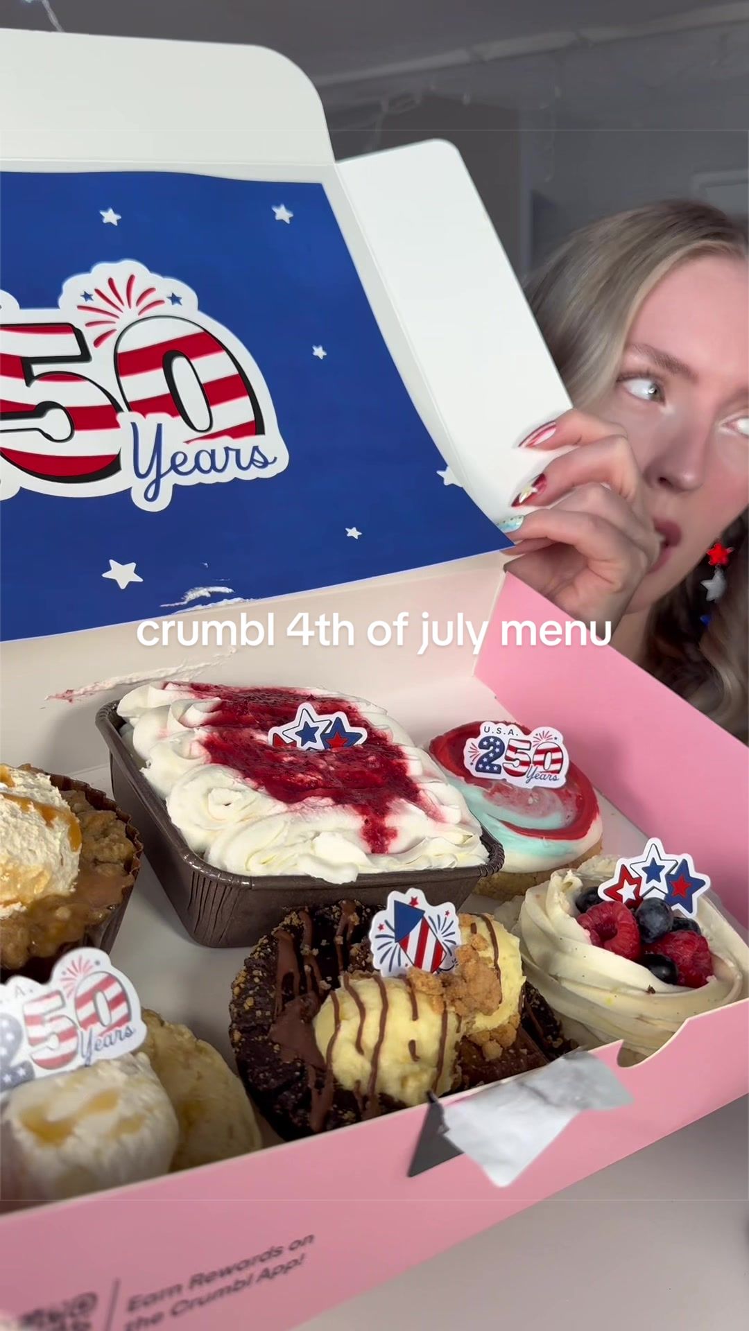 sometimes the right food can make any situation brighter ⭐️🤍 @crumbl #crumbl #ad @Crumbl